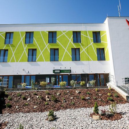Nad Kralovnou Hotel & Restaurant Praga Zewnętrze zdjęcie